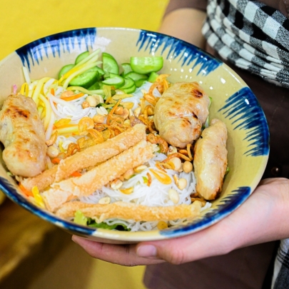 Nem nướng ninh hòa út hương