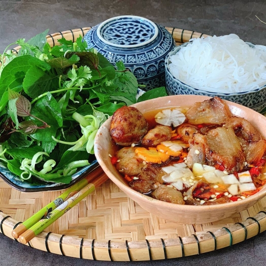 BÚN CHẢ HÀ NỘI
