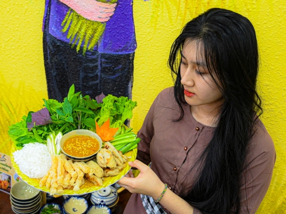 GIỚI THIỆU VỀ HỆ THỐNG NEM NƯỚNG NINH HÒA ÚT HƯƠNG